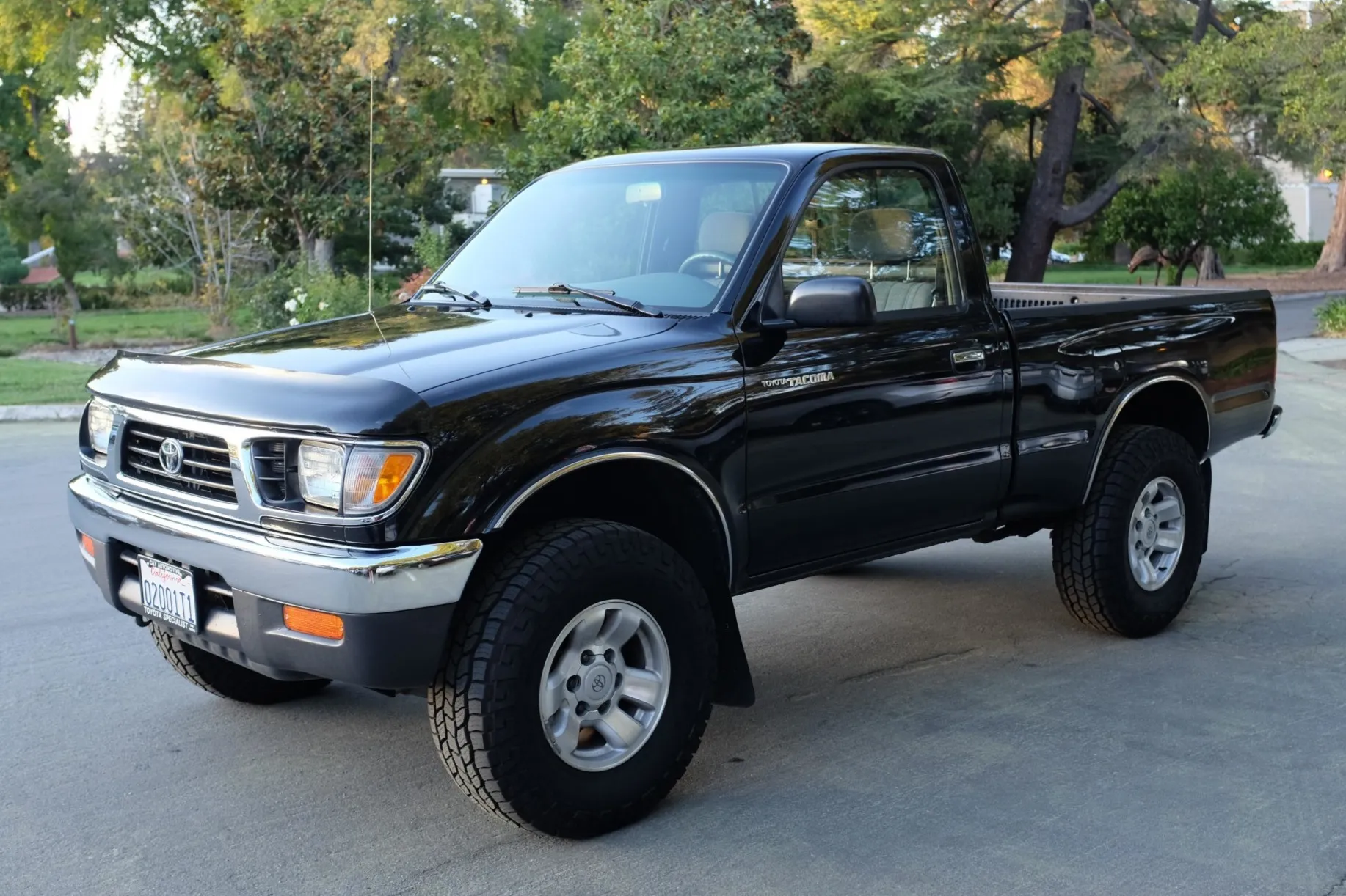 1997_toyota_tacoma_1570809730d6c519f6b34c9898DSCF2330.jpg